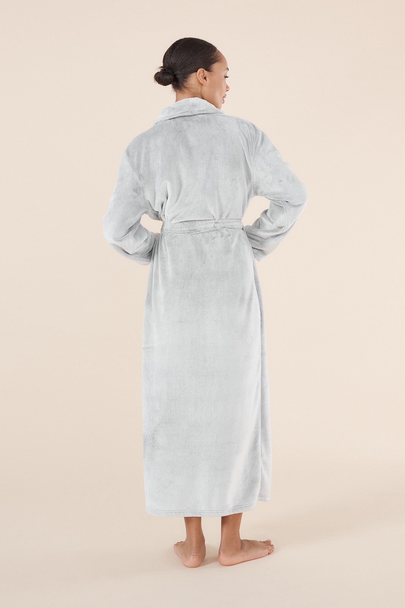 Desiré Grey Long Plush Robe | Gingerlilly Sleepwear