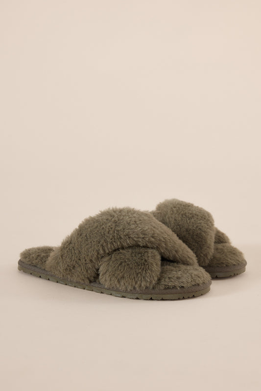 Plush Slippers in Olive | Gingerlilly faux fur Open-Toe Slippers