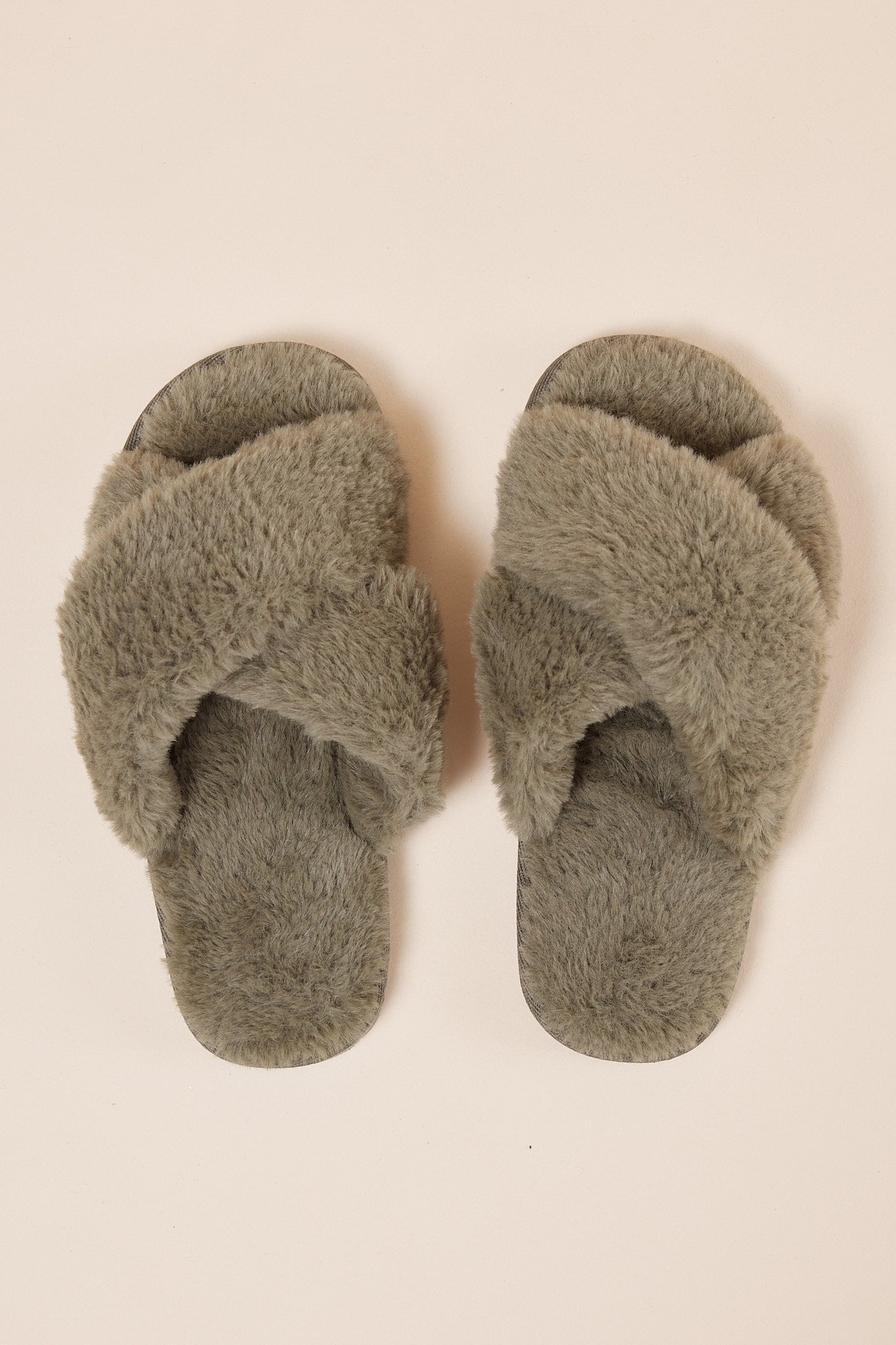 Plush Slippers in Olive | Gingerlilly faux fur Open-Toe Slippers