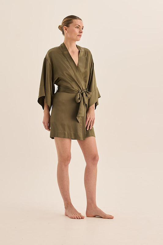 Diamond Pure Silk Olive Short Robe | Gingerlilly Sleepwear