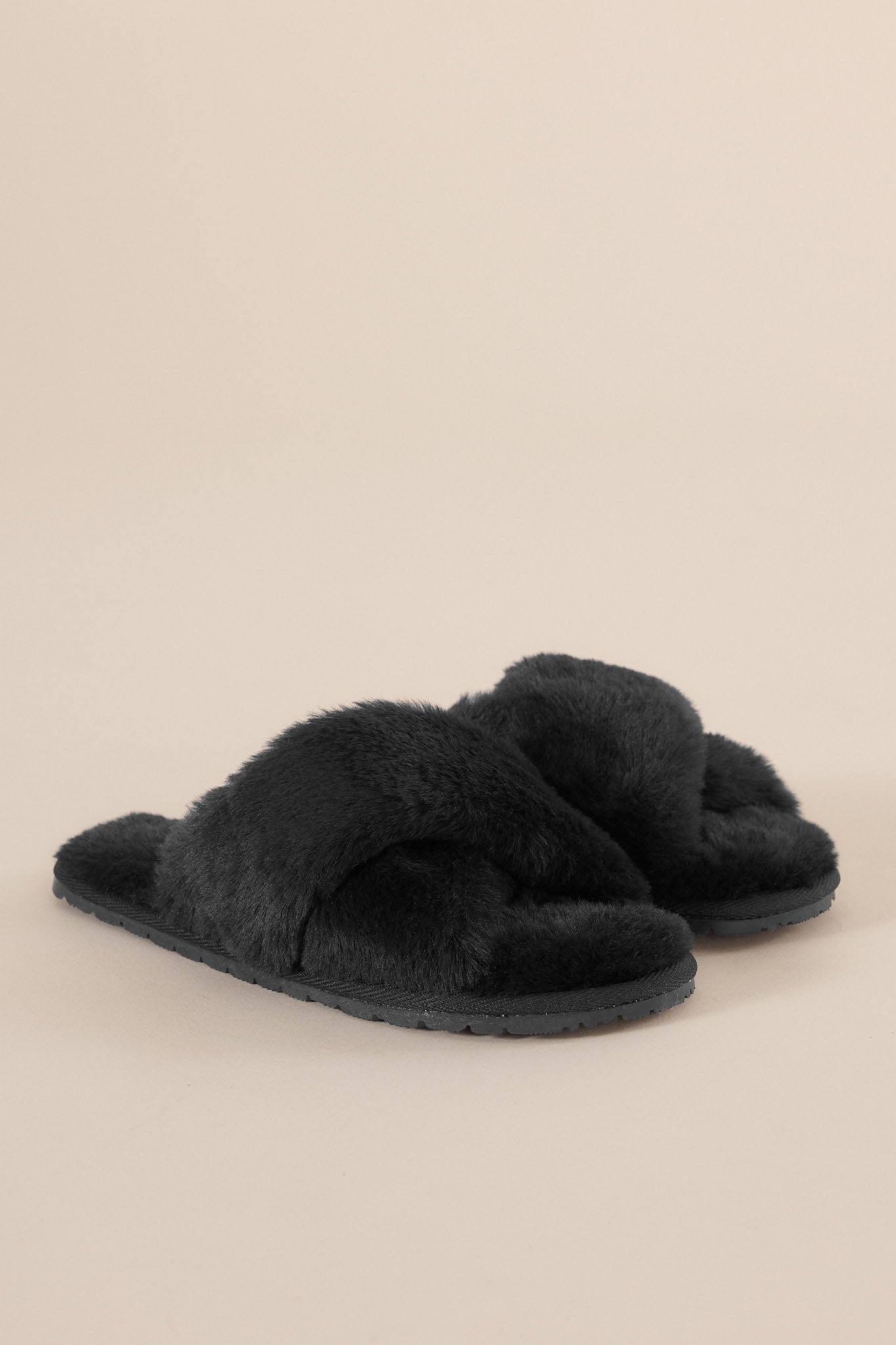 Plush Slippers in Black | Gingerlilly faux fur Open-Toe Slippers