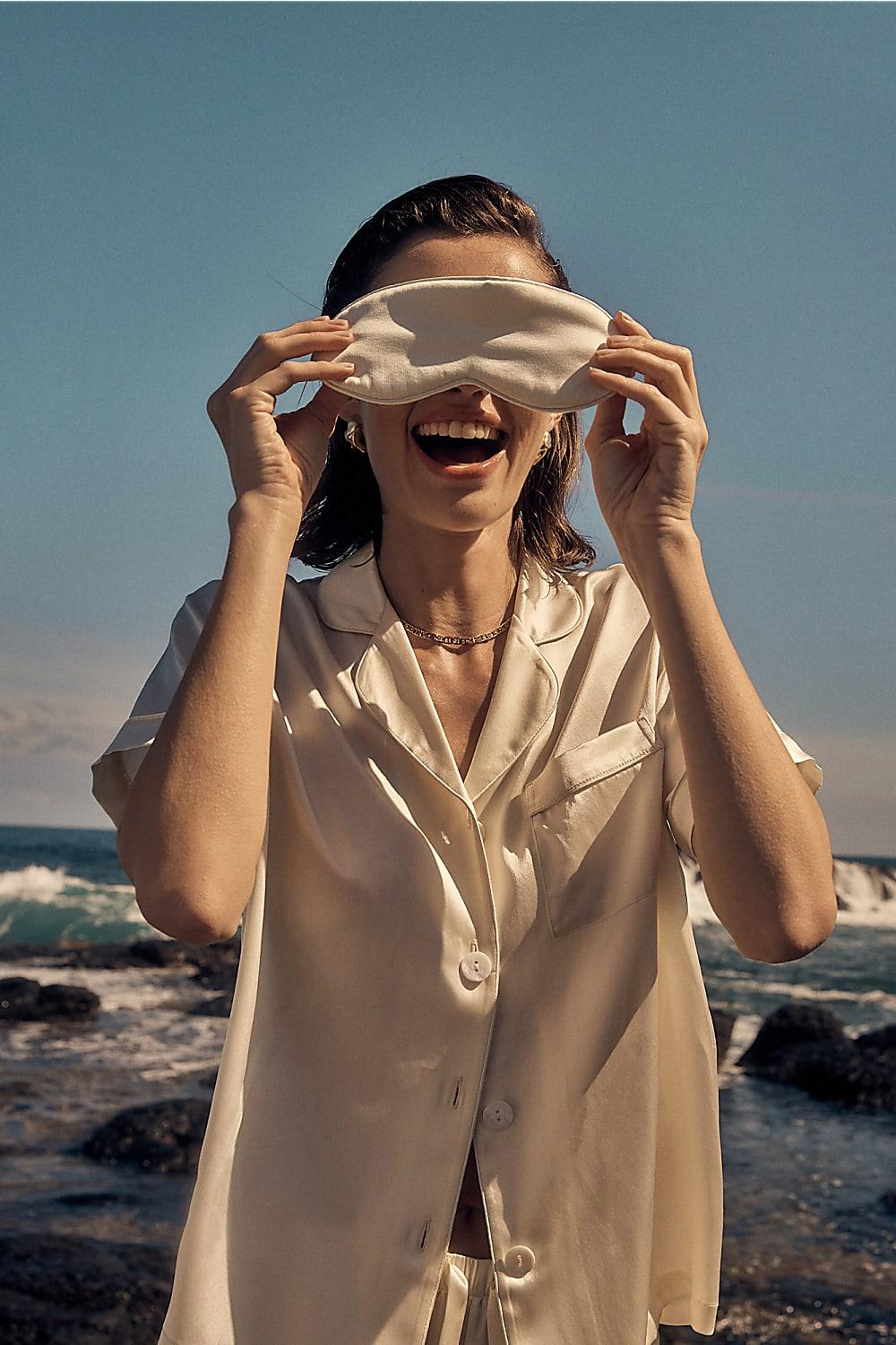 Free Luxe Silk Eye Mask